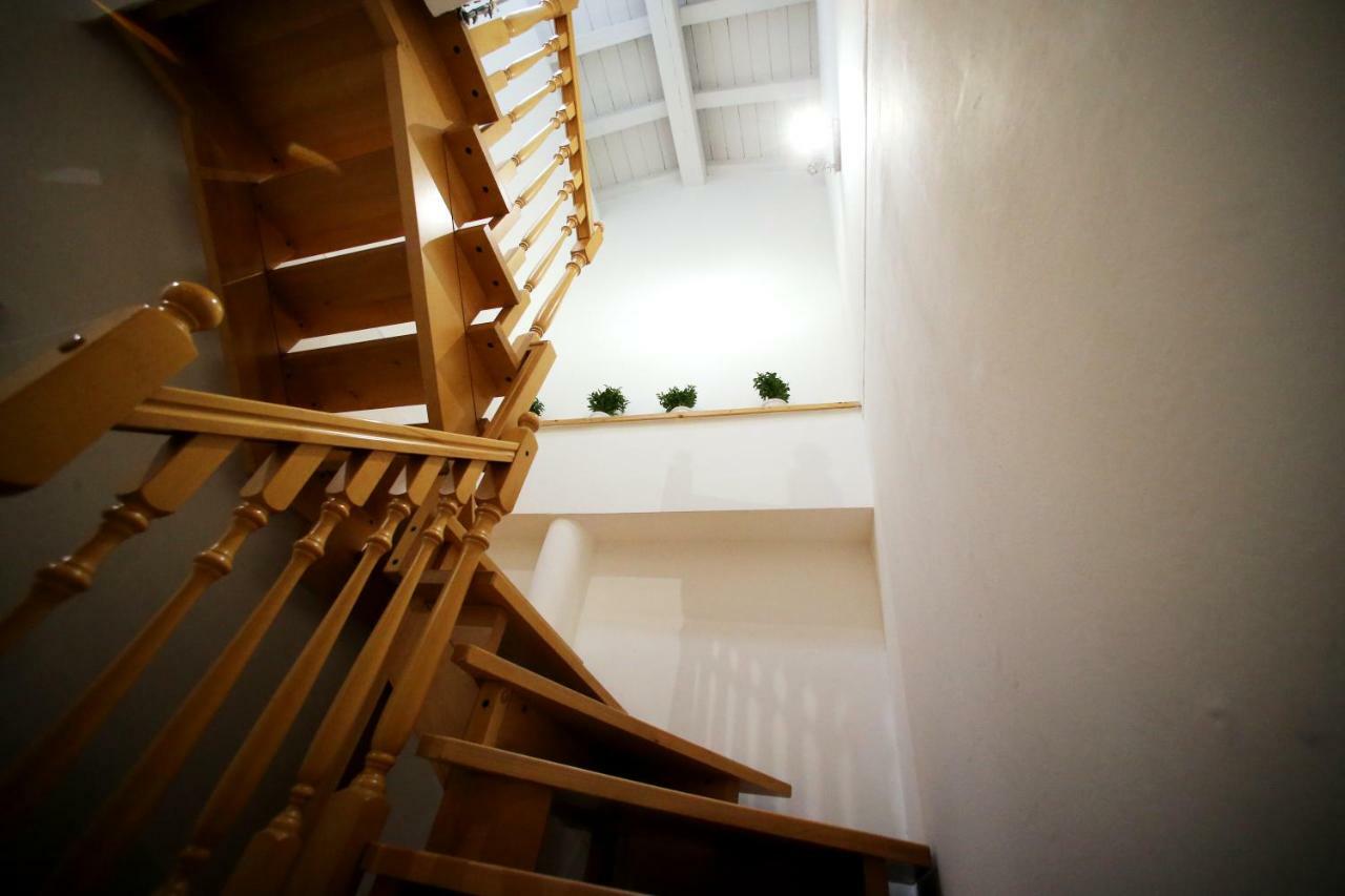 Ermi Hotel Sona Kültér fotó