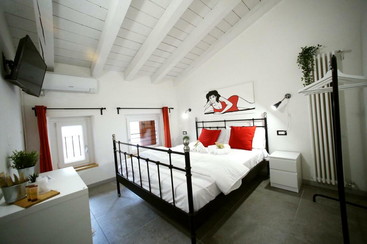 Ermi Hotel Sona Kültér fotó